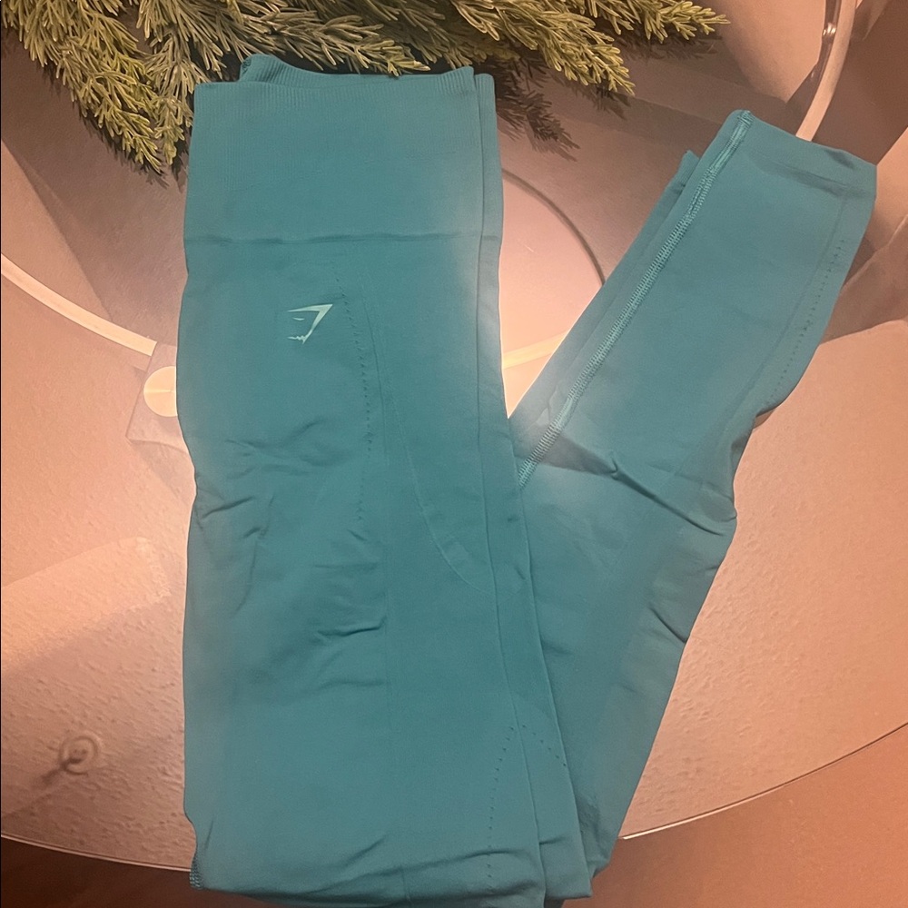GYMSHARK ENERGISE SEAMLESS LEGGINGS— JEWEL TEAL—SIZE S—PERFECT FOR SUMMER!